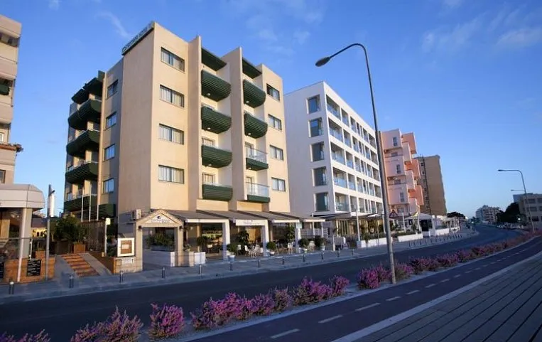 Constantiana Beach Hotel Apartments APT