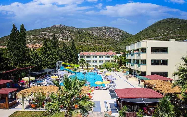 La Santa Maria Hotel (ex. Luana Hotel) 4*