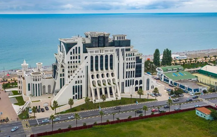 Grand Gloria Hotel 5*