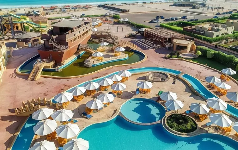 Green Leaves Aqua Park Beach Resort 4*
