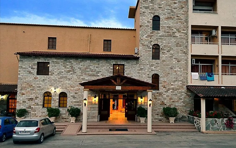 Gemini Hotel 3*