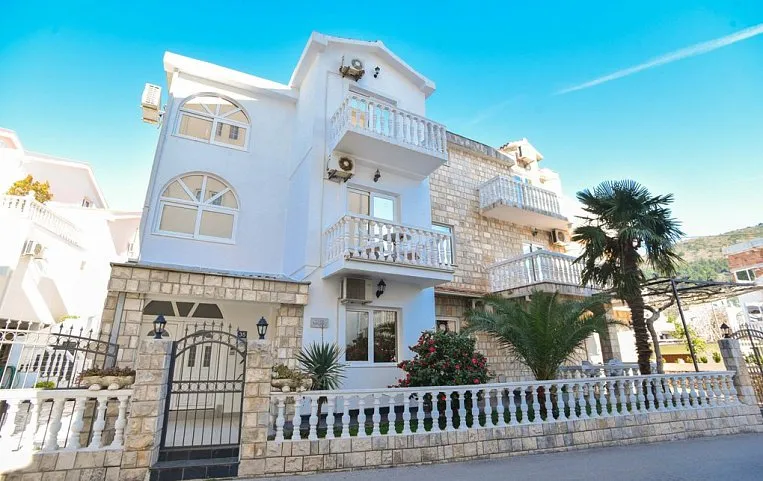 Rooms Ivanka Апартаменты 3*