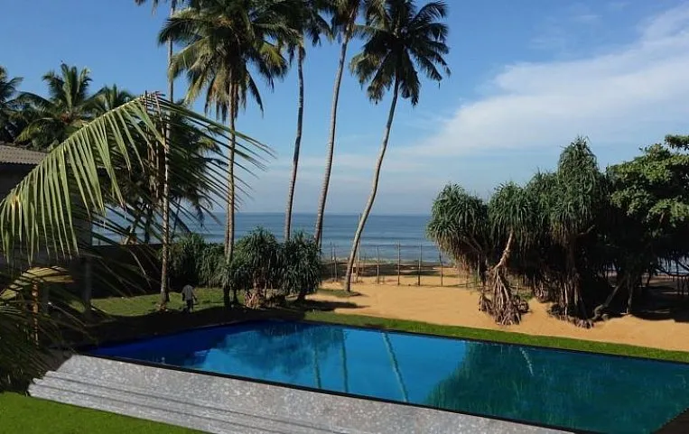 Coco Royal Beach 3*