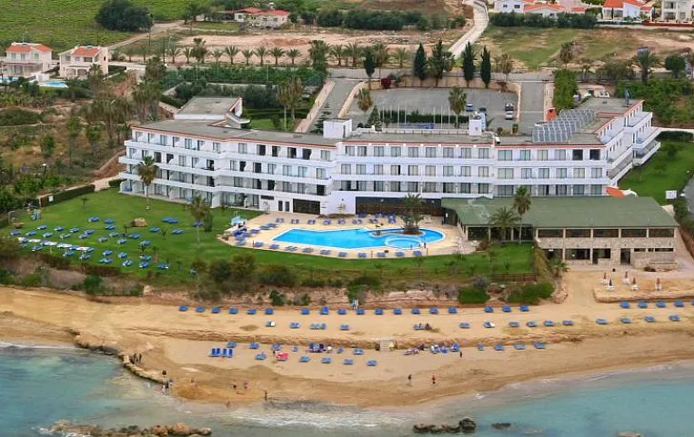 Corallia Beach Hotel Apartments 3*