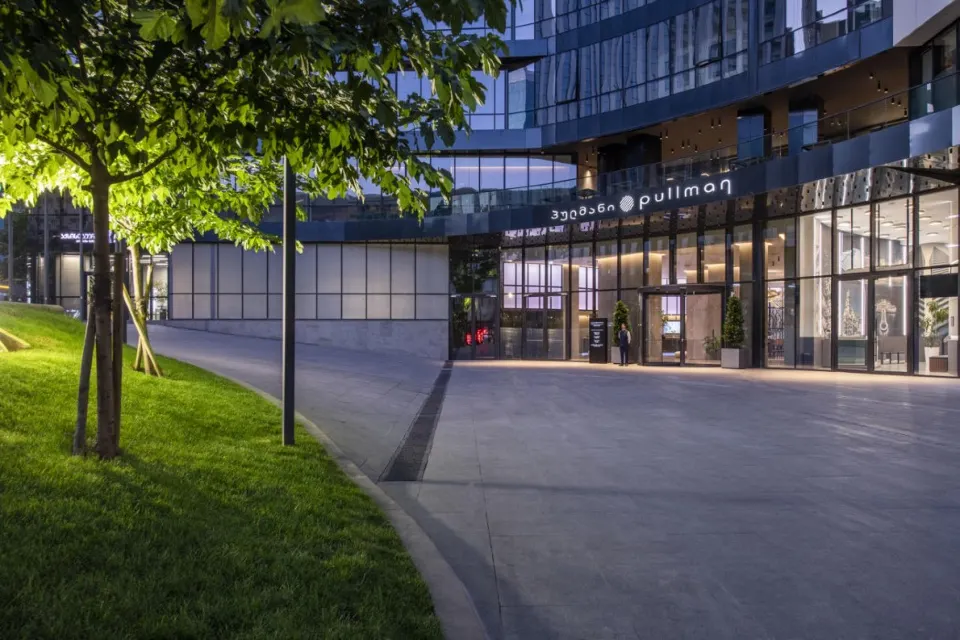 Pullman Tbilisi Axis Towers 5*