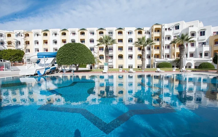 Thapsus Beach Resort 4*